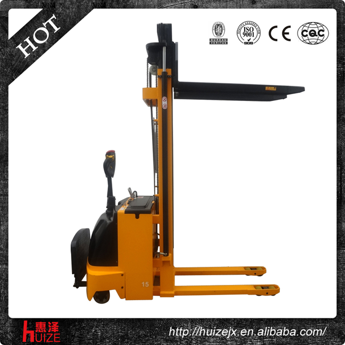 升高4米全電動(dòng)堆高車(三門架) 升高4米全電動(dòng)堆高車(三門架)